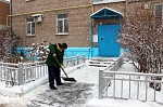 Сезонную уборку снега производит ООО «ДГХ»